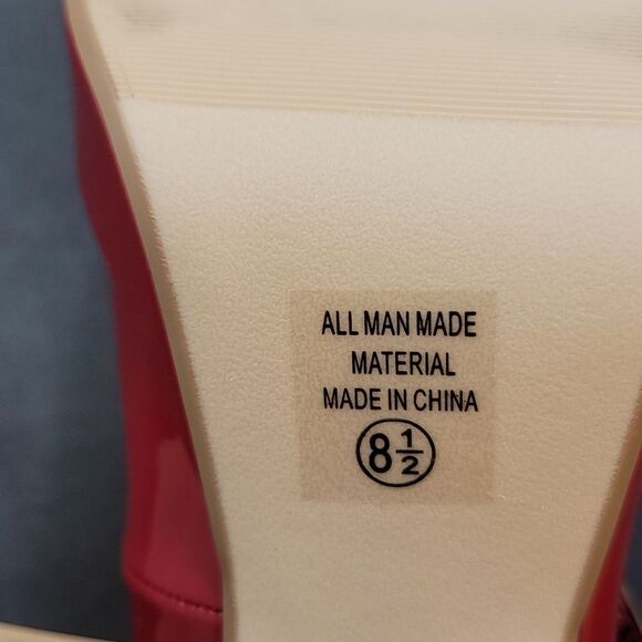 BRAND NEW SODA WOMEN'S  CLOSED TOE MARY JANE HIGH CHUNKY PUMPS - Picture 14 of 14